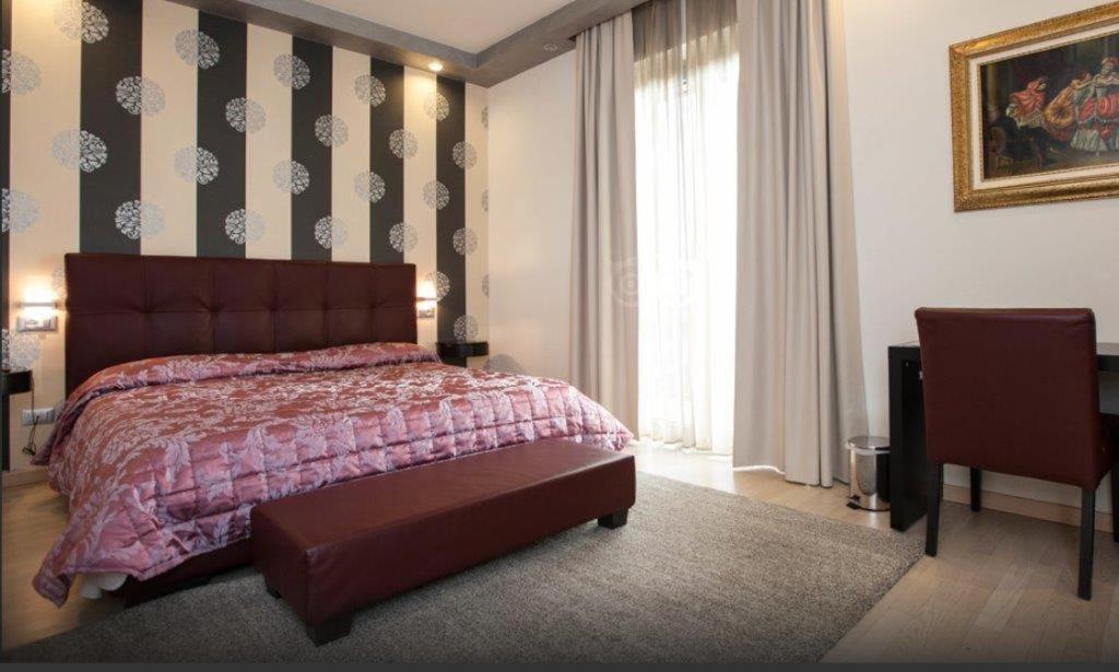 La Grotta Hotel เวโรนา ภายนอก รูปภาพ